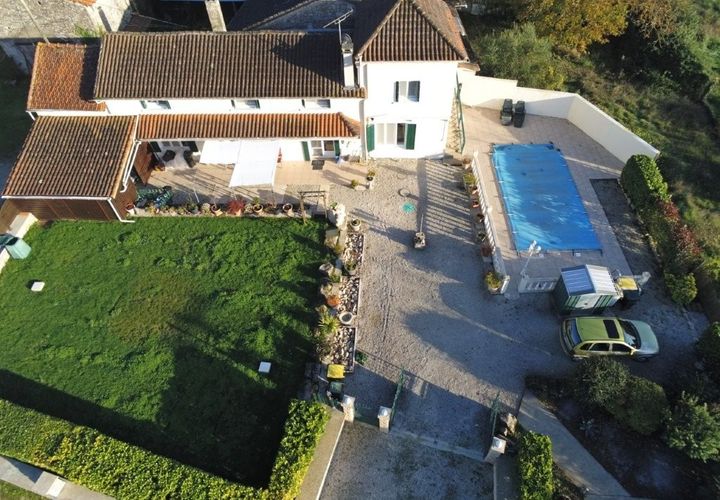 Villa a Mansle, Charente, Mansle - € 234.000 | Ref: r7388 - foto 1