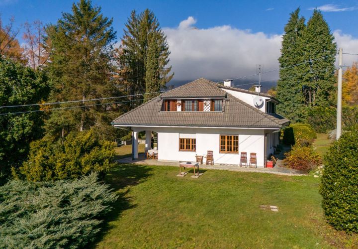 Villa a Castellamonte, Turin, Castellamonte - € 590.000 | Ref: 13687 - foto 1