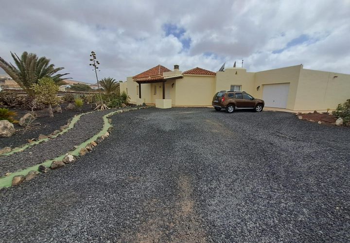Villa a La Oliva, Fuerteventura, La Oliva - € 580.000 | Ref: CHA1148/10973 - foto 1