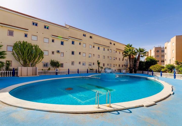 Leilighet i Torrevieja, Alicante, Torrevieja - € 137 000 | Ref: 750230 - foto 1