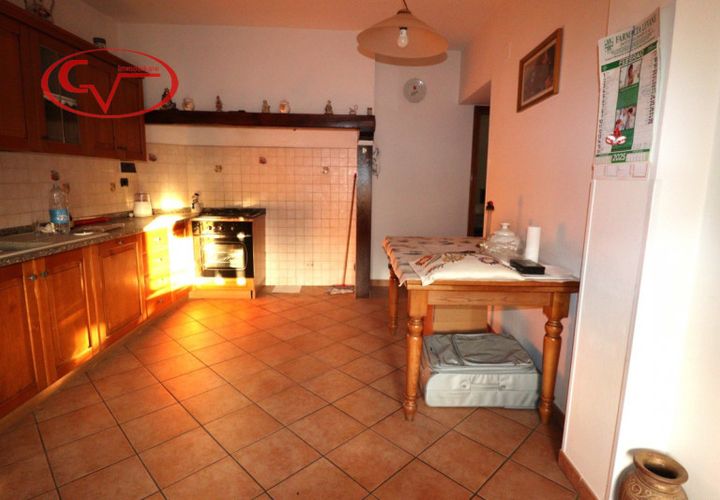 Lejlighed i Montevarchi, Arezzo, Montevarchi - € 110.000 | Ref: 8162 - foto 1