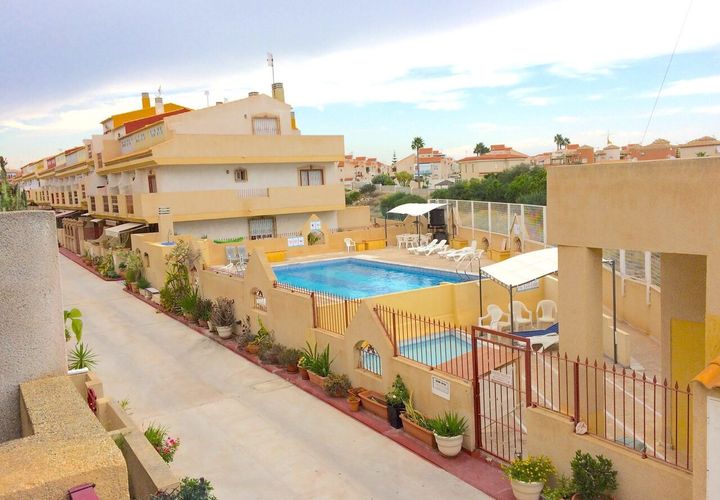 Byhus i Playa Flamenca, Alicante, Playa Flamenca - € 182.000 | Ref: 750455 - foto 1