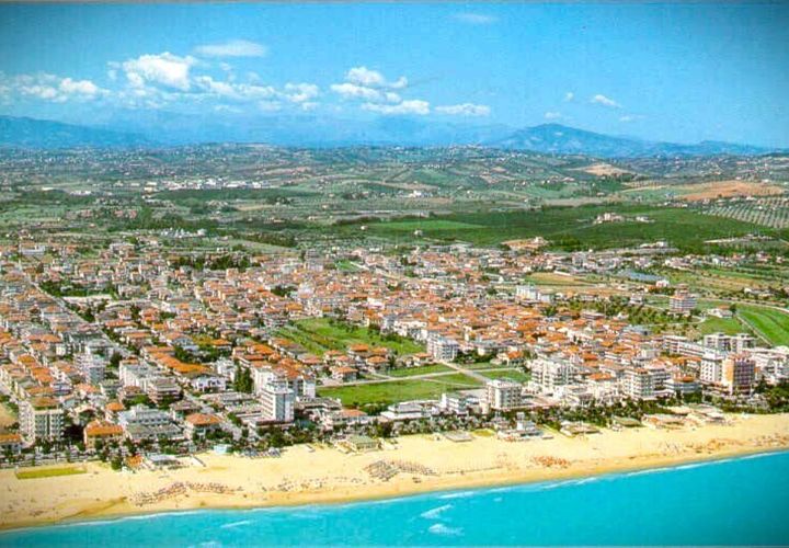 Erhvervsejendom i Alba Adriatica, Teramo, Alba Adriatica - € 2.500.000 | Ref: 6920 - foto 1