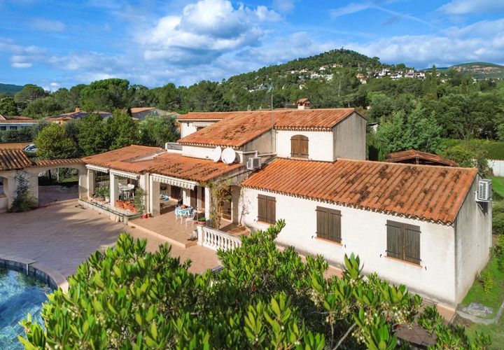 Villa i Roquebrune-sur-Argens, Var, Roquebrune-sur-Argens - € 1.050.000 | Ref: 11951 - foto 1