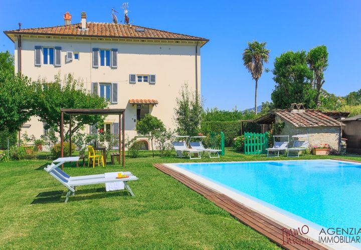 Villa i Lucca, Lucca, Lucca - € 1.100.000 | Ref: VL020 - foto 1