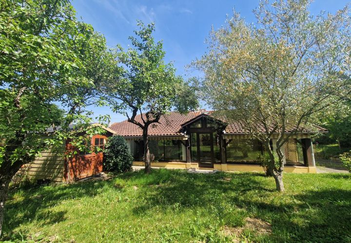 Villa a Auch, Gers, Auch - € 870/mes | Ref: L661 - foto 1