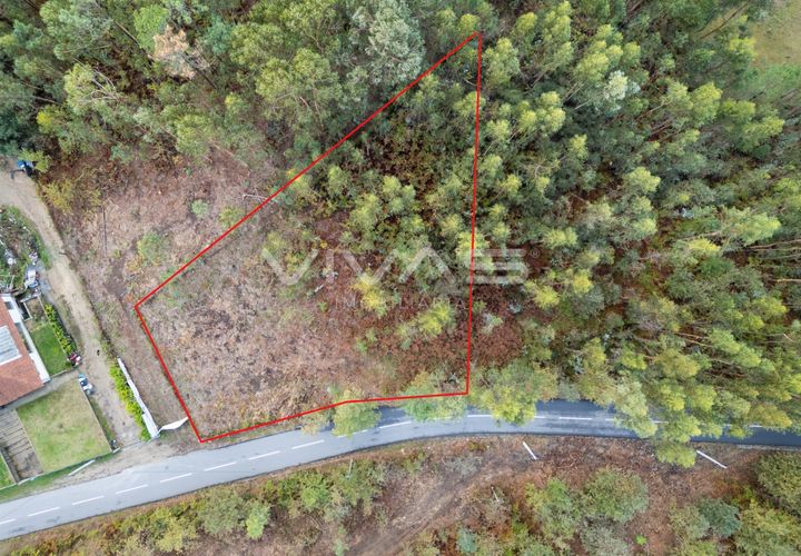 Helårsgrund i Vila Verde, Braga, Vila Verde - € 55.000 | Ref: 01-3740 - foto 1