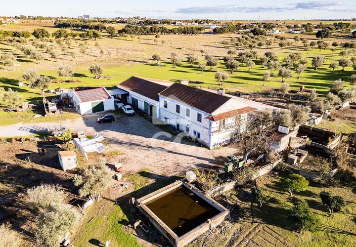 Farm hus i Evora, Evora, Evora - € 1.600.000 | Ref: 318/Q/03731 - foto 1