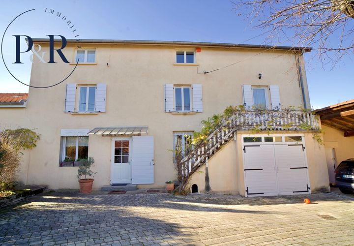 Villa i Craponne, Rhone, Craponne - € 998.000 | Ref: getkey_8829 - foto 1