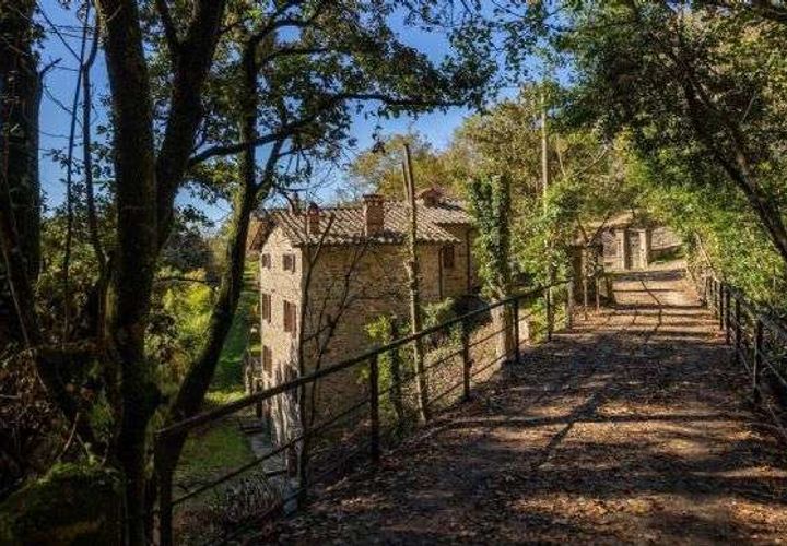 Farm hus i Cortona, Arezzo, Cortona - € 700.000 | Ref: 11226RA42525-768466 - foto 1
