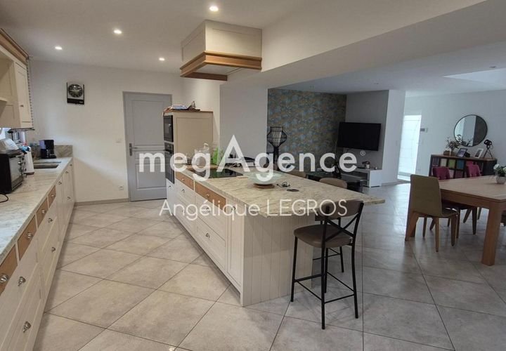 Villa i Alencon, Orne, Alencon - € 412.000 | Ref: 196084 - foto 1