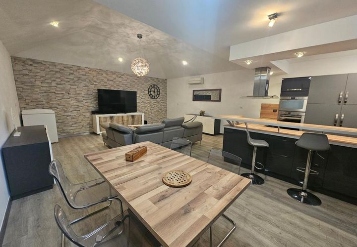 Byhus i Marseille, Bouches-du-Rhone, Marseille - € 362.000 | Ref: MT4T-LGK-FB6 - foto 1