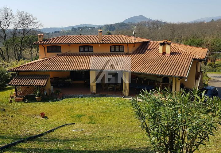 Villa i Lucca, Lucca, Lucca - € 870.000 | Ref: 5727 - foto 1