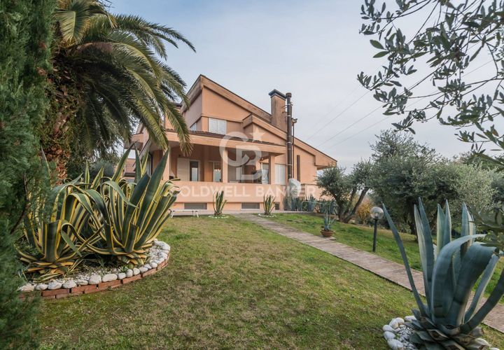 Villa a Gradara, Pesaro and Urbino, Gradara - € 470.000 | Ref: CBI099-1528-520755 - foto 1
