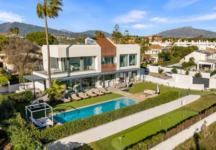 Villa a Estepona, Malaga, Estepona - € 5.995.000 | Ref: CP07800 - foto 1