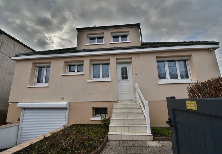 Villa a Chartres, Eure-et-Loir, Chartres - € 209.000 | Ref: 830032061015 - foto 1