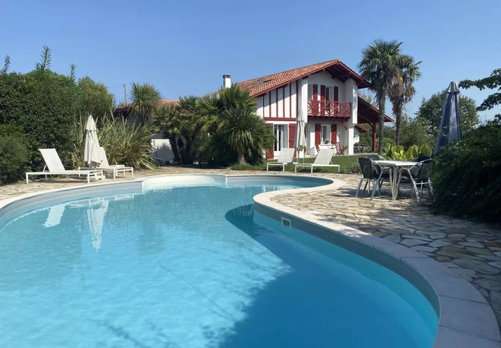 Villa a Briscous, Pyrenees-Atlantiques, Briscous - € 899.000 | Ref: 2023 - foto 1