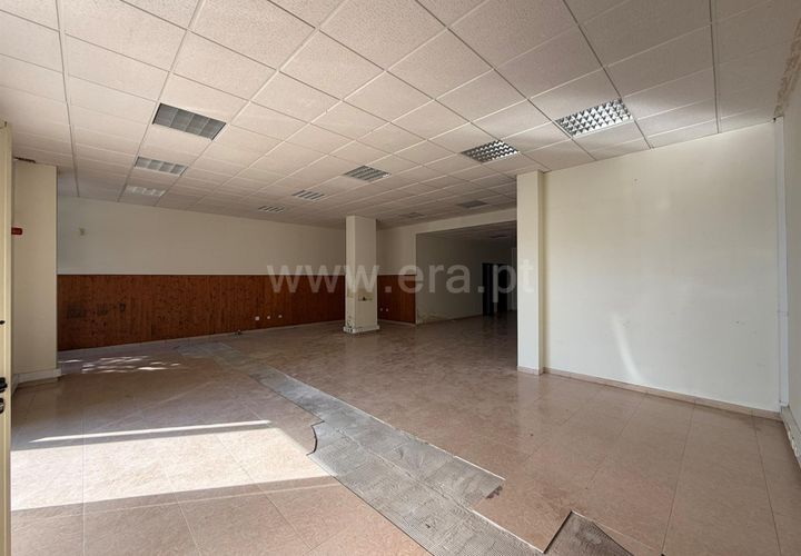 Erhvervsejendom i Maia, Porto, Maia - € 220.000 | Ref: 352250259 - foto 1