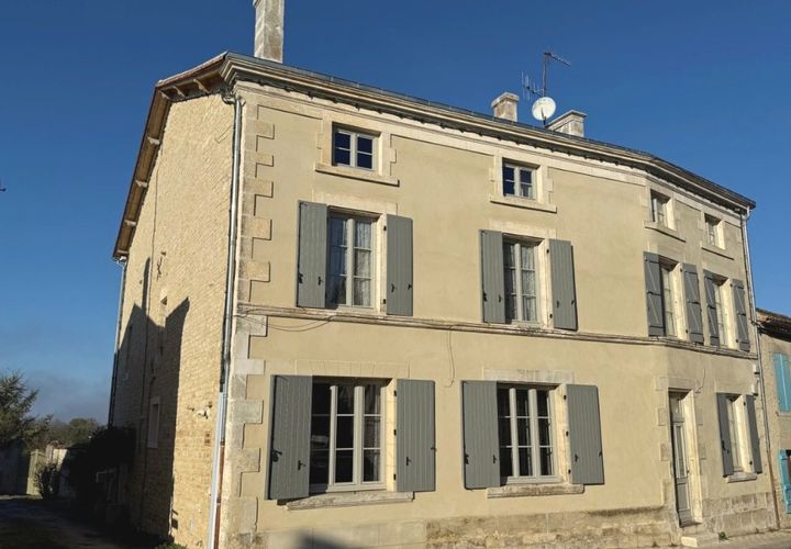Villa i Aigre, Charente, Aigre - € 399.950 | Ref: r7392 - foto 1