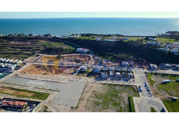 Helårsgrund i Albufeira, Faro, Albufeira - € 480.000 | Ref: LV-20 (PR-009) - foto 1