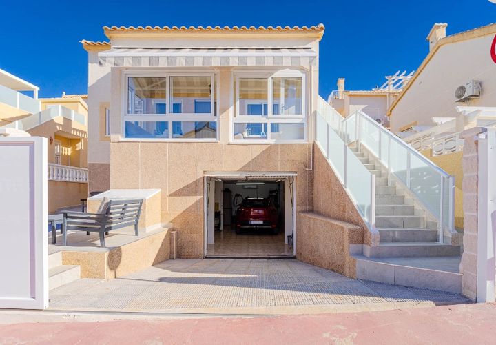 Villa i Los Altos, Alicante, Los Altos - € 255.000 | Ref: 3-11925/73050 - foto 1