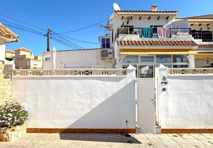 Byhus i Torrevieja, Alicante, Torrevieja - € 199.900 | Ref: MOVE-194 - foto 1