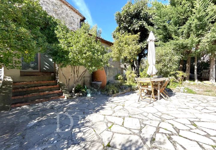Villa i Le Rouret, Alpes-Maritimes, Le Rouret - € 599.000 | Ref: 85633576 - foto 1