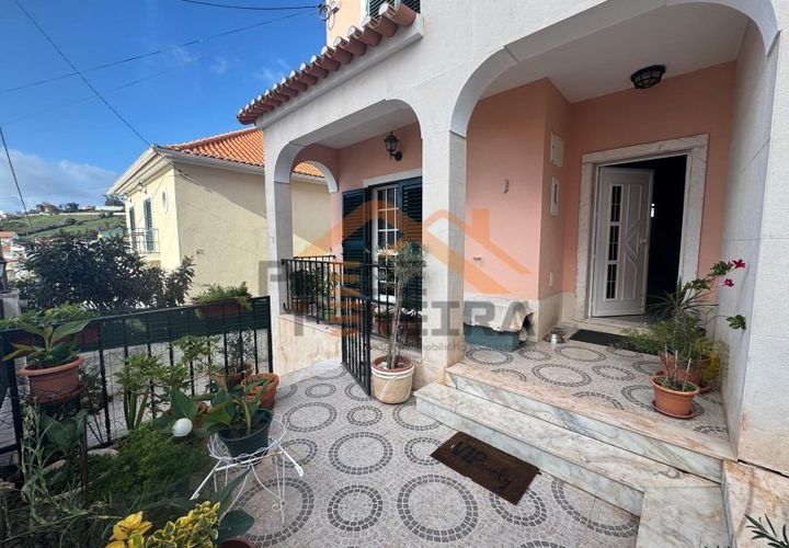 Villa i Odivelas, Lisbon, Odivelas - € 799.000 | Ref: PP5787 - foto 1