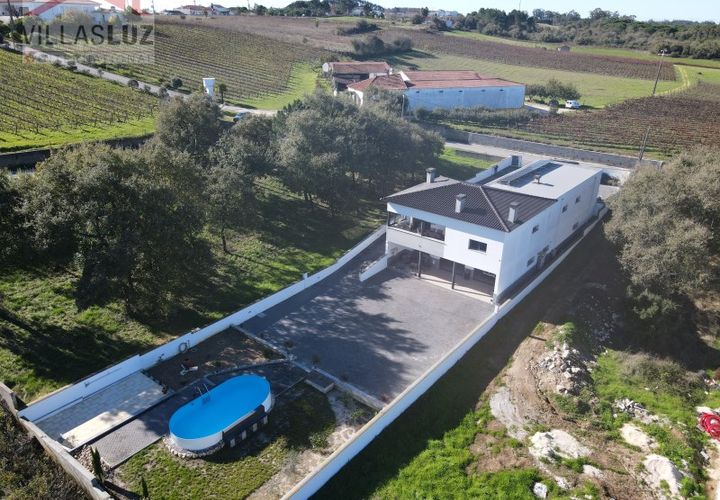 Villa i Parceiros e Azoia, Leiria, Parceiros e Azoia - € 595.000 | Ref: AO-VIV-0189 - foto 1