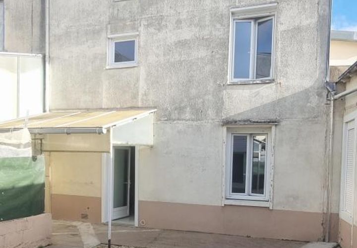 Villa i Cholet, Maine-et-Loire, Cholet - € 220.300 | Ref: DR-321 - foto 1