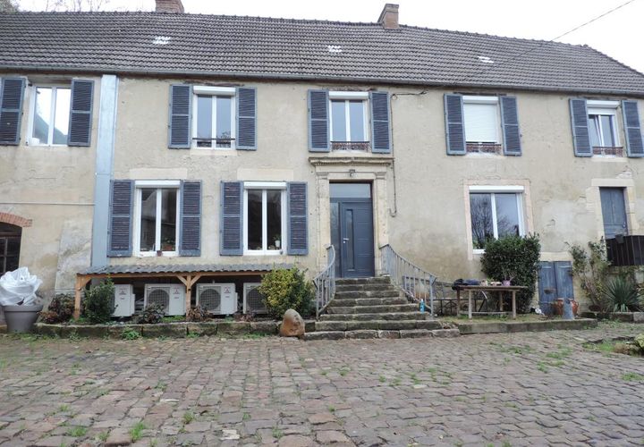 Villa a Roucy, Aisne, Roucy - € 258.000 | Ref: DOM25904 - foto 1