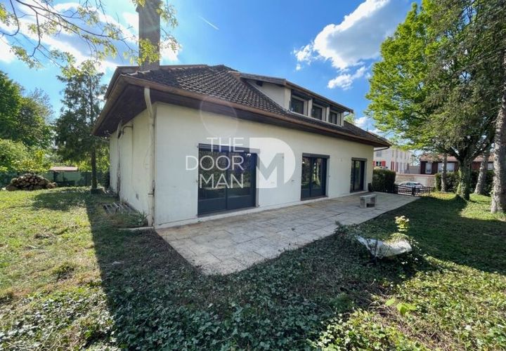 Villa a Chaumont, Haute-Marne, Chaumont - € 230.000 | Ref: 9291 - foto 1
