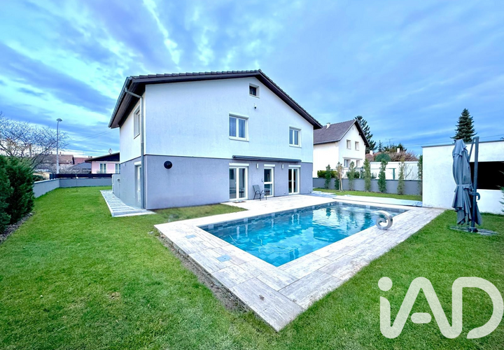 Villa a Wittenheim, Haut-Rhin, Wittenheim - € 550.000 | Ref: 52835 - foto 1
