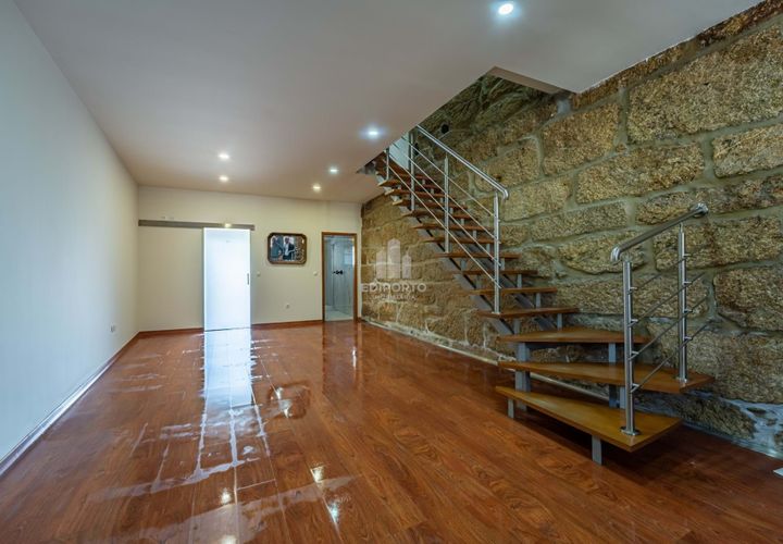 Villa a Paranhos, Porto, Paranhos - € 378.500 | Ref: 1635 - foto 1