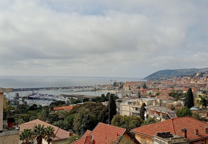 Villa i Sanremo, Imperia, Sanremo - € 980.000 | Ref: v 371 - foto 1