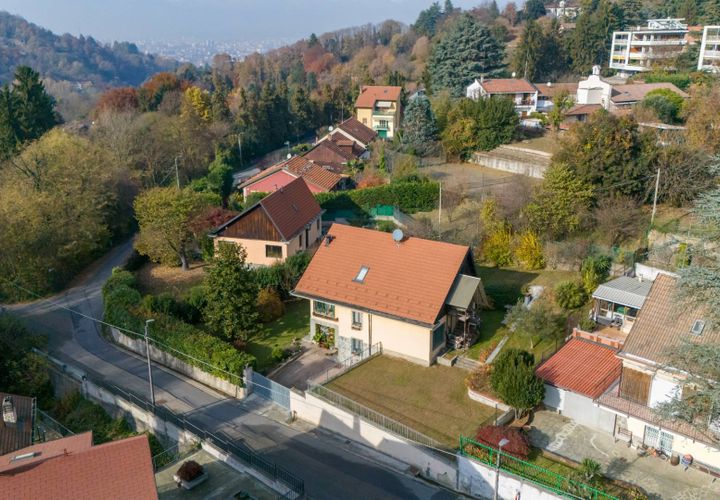 Villa i Torino, Turin, Torino - € 750.000 | Ref: 13711 - foto 1