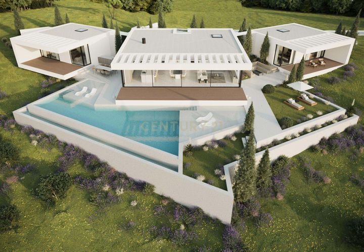 Helårsgrund i Lagoa, Faro, Lagoa - € 900.000 | Ref: C0240-03501 - foto 1