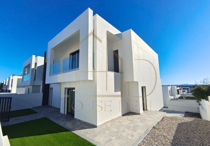 Villa i Corroios, Setubal, Corroios - € 775.000 | Ref: CAS_153 - foto 1