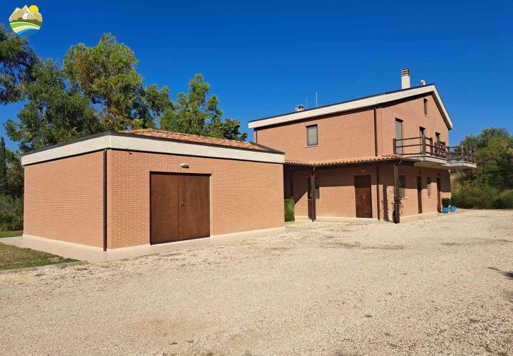 Villa a Collecorvino, Pescara, Collecorvino - € 385.000 | Ref: EL1111-609394 - foto 1