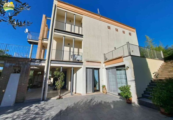 Villa i Atri, Teramo, Atri - € 445.000 | Ref: EL1116-609521 - foto 1