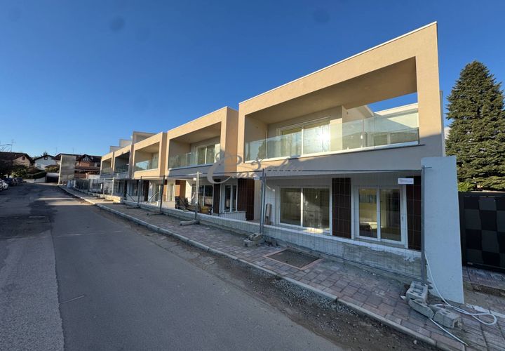 Villa i Cantu, Como, Cantu - € 439.000 | Ref: L752 - foto 1