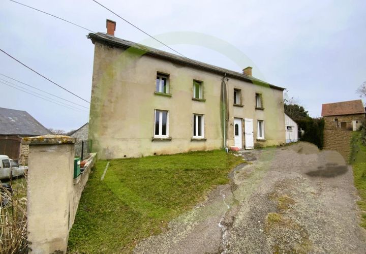 Villa i Virlet, Puy-de-Dome, Virlet - € 53.000 | Ref: 3011434772 - foto 1