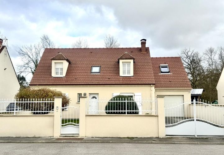Bungalou a Coudun, Oise, Coudun - € 373.000 | Ref: 3011442189 - foto 1