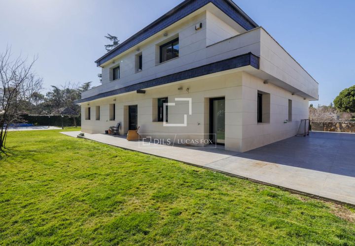 Villa i Boadilla Del Monte, Madrid, Boadilla Del Monte - € 3.195.000 | Ref: POZ65299 - foto 1