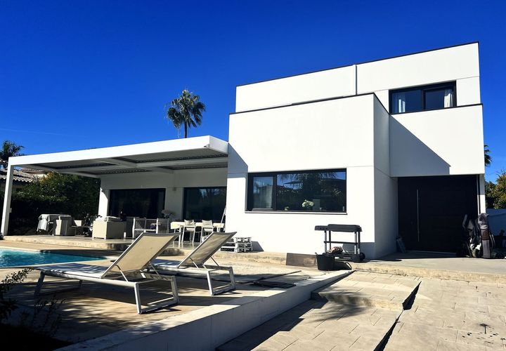 Villa a Marbella, Malaga, Marbella - € 2.200.000 | Ref: CC37339724 - foto 1