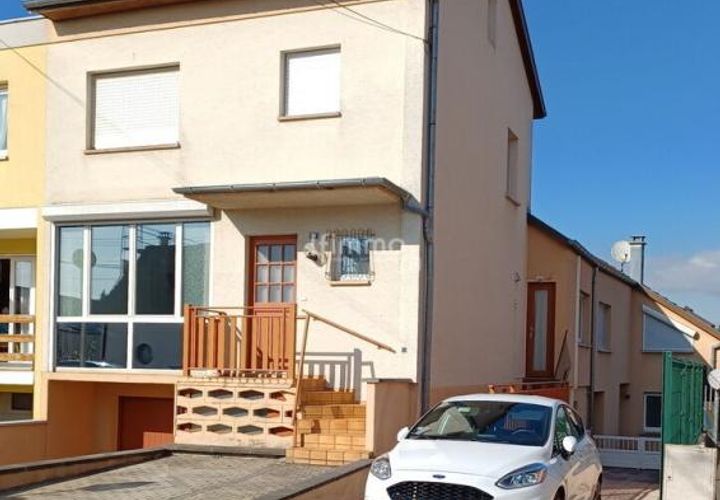 Villa a Wittenheim, Haut-Rhin, Wittenheim - € 320.000 | Ref: fr071936 - foto 1
