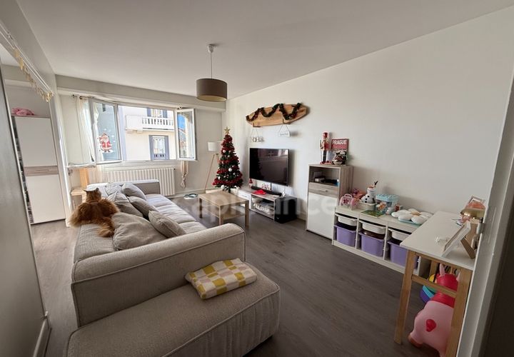 Lejlighed i Lourdes, Hautes-Pyrenees, Lourdes - € 149.800 | Ref: 340935866723 - foto 1
