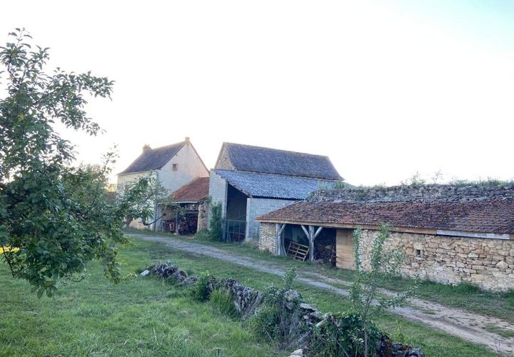 Farm hus i Rignac, Aveyron, Rignac - € 132.500 | Ref: 09D22EA88B354B6B - foto 1