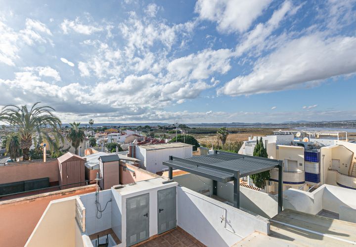 Byhus i Torrevieja, Alicante, Torrevieja - € 169.900 | Ref: 13181 - foto 1