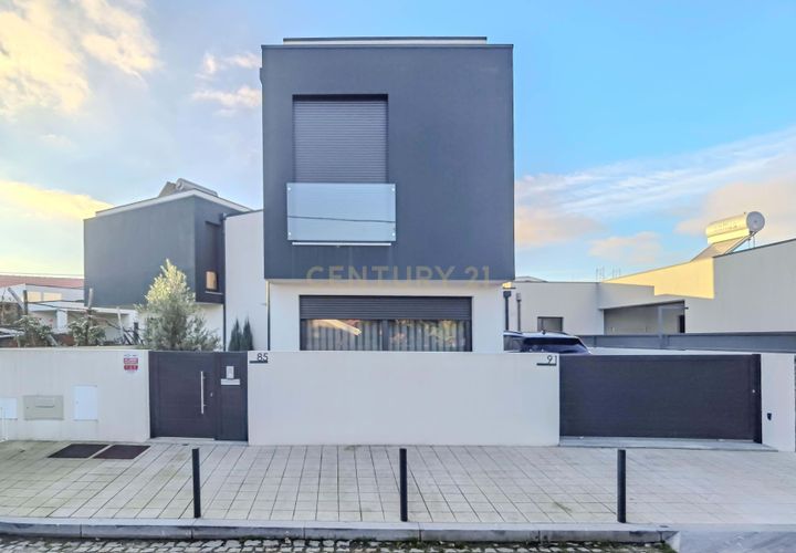 Villa a Valongo, Porto, Valongo - € 549.000 | Ref: C0272-02548 - foto 1